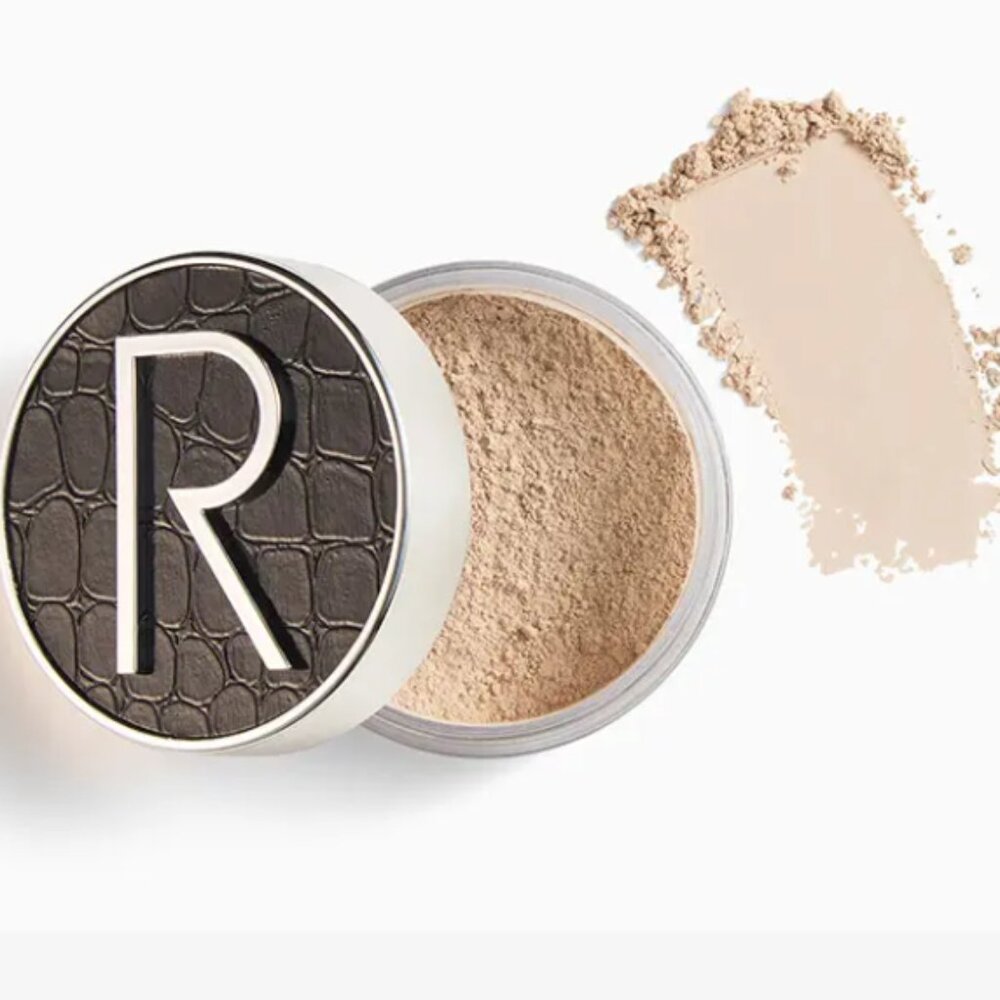Rodial Glass Powder Loose Blurring Powder - Picture 3 of 4